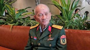 Gặp Gỡ Ý Nghĩa Giữa Cựu Chiến Binh U80 và Người Trẻ Yêu Nước